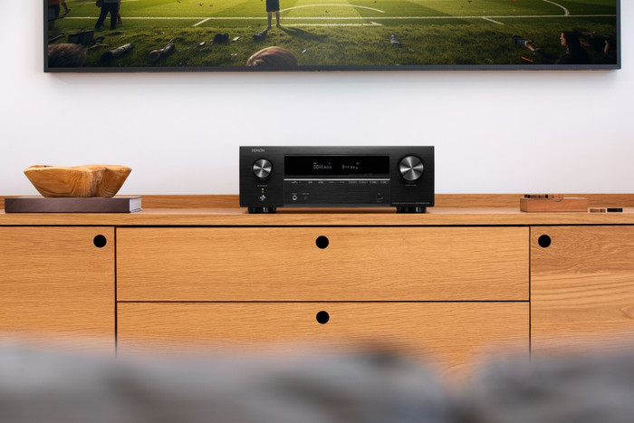 Denon AVR-X1800H DAB Schwarz produkt in gebrauch