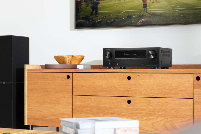 Denon AVR-X1800H DAB Schwarz produkt in gebrauch