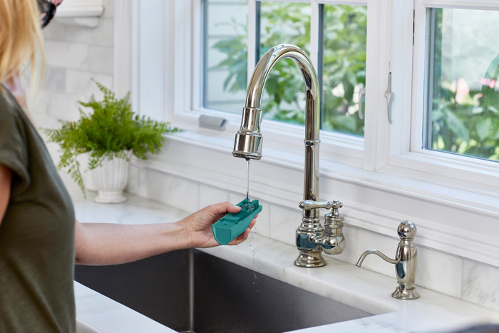 Tefal Pure POP DT2024 product in use