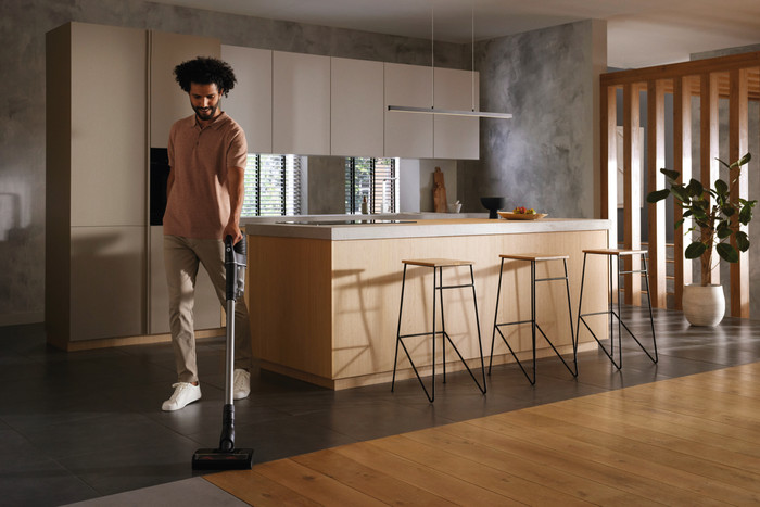 Miele Duoflex HX1 Cat & Dog product in use