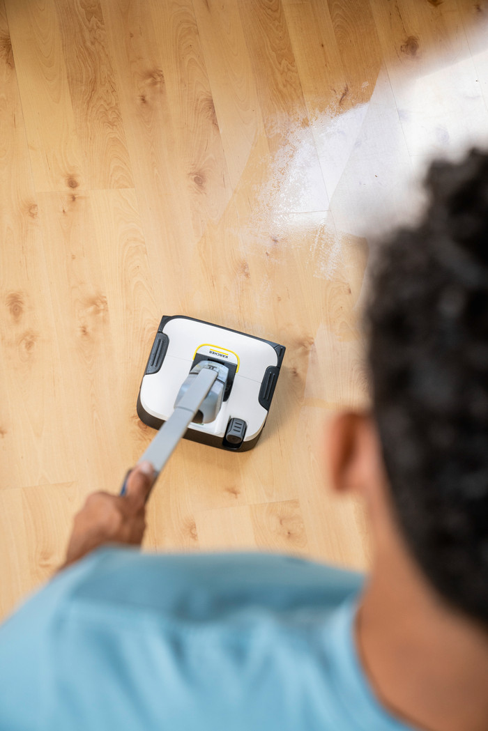 Kärcher FC 2-4 Battery Set 2B Duo produkt in gebrauch