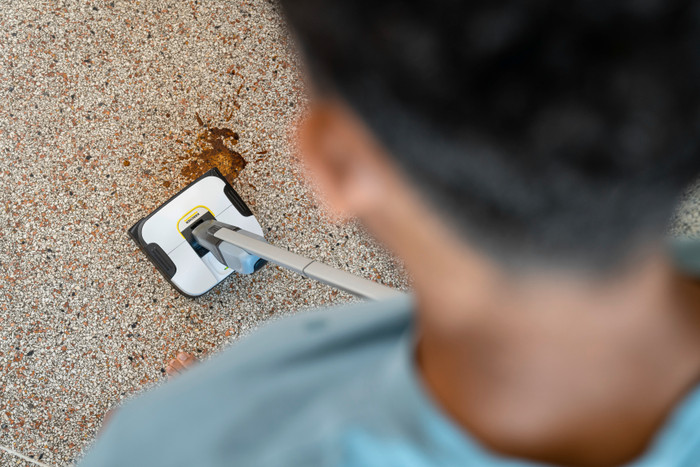 Kärcher FC 2-4 Battery Set 2B Duo produkt in gebrauch