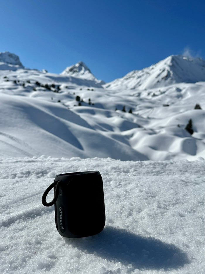 ArtSound PWR01 Schwarz produkt in gebrauch