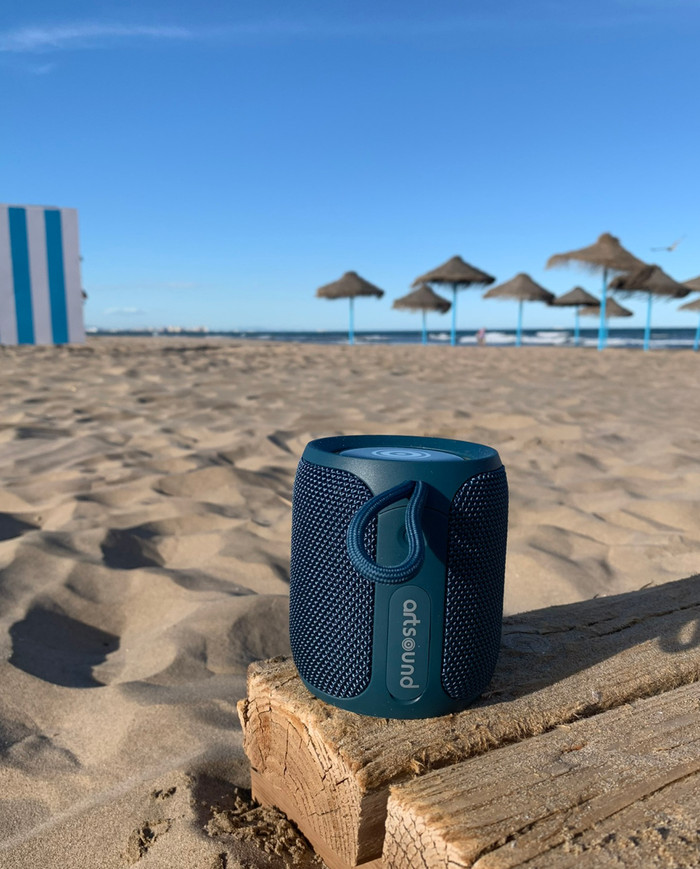 ArtSound PWR01 Blue product in use