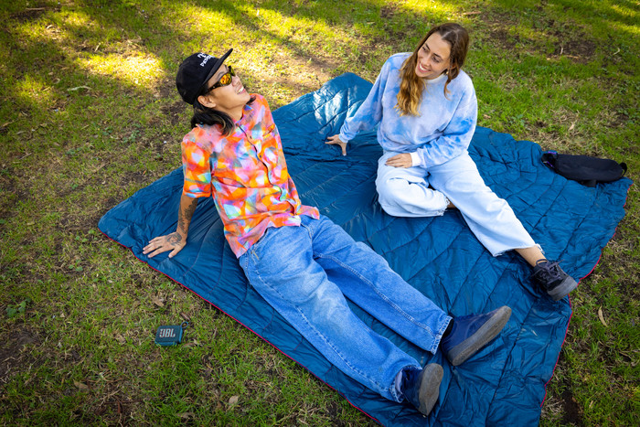 JBL Go 4 Blau 3er-Pack produkt in gebrauch