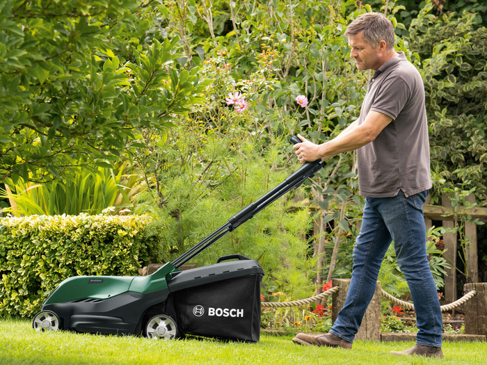 Bosch AdvancedRotak 36V-40-650 product in use