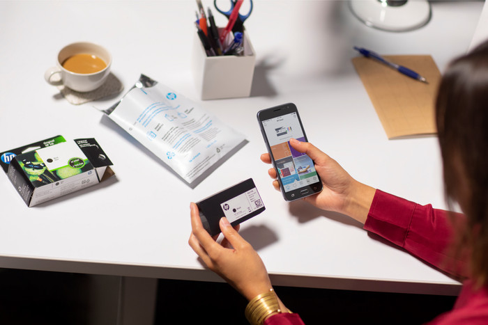 HP 924 Patrone Gelb produkt in gebrauch