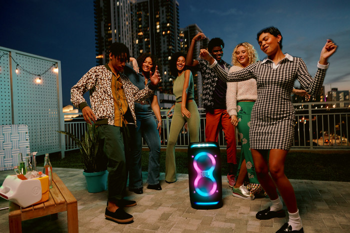 JBL PartyBox Stage 320 Black product in use