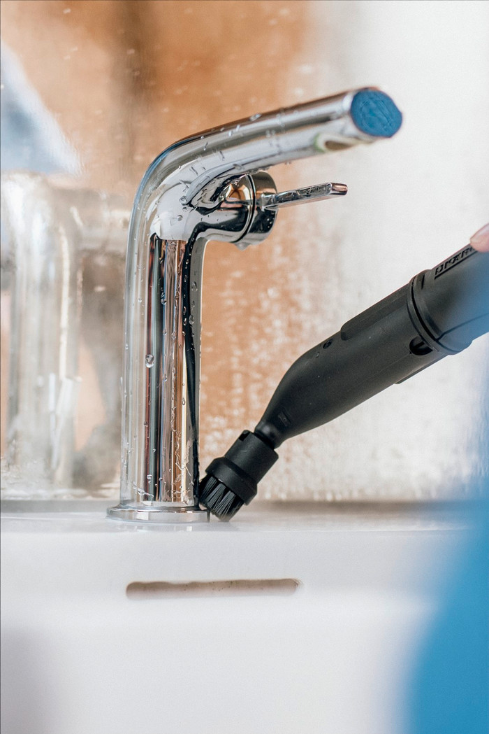 Kärcher SC 4 EasyFix product in use