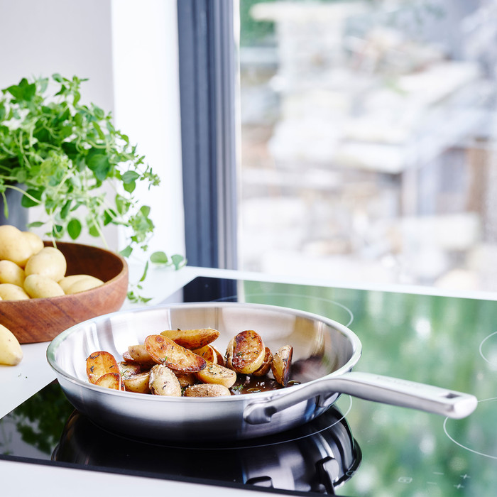 KitchenAid Multiply High-sided Skillet 24cm + Lid visual supplier