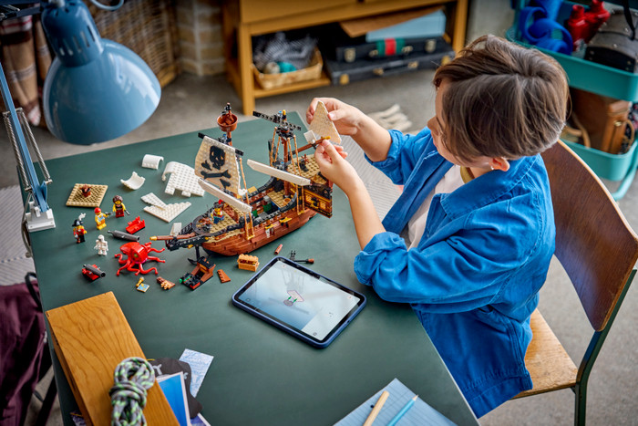 LEGO Creator 3-in-1-Sets Legendäres Piratenschiff 31387 produkt in gebrauch