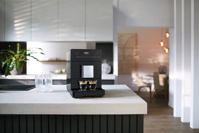 Miele CM 5310 Black product in use