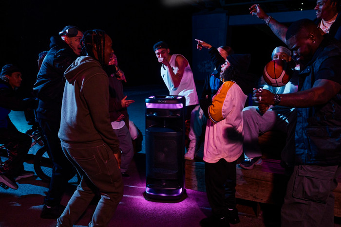 Sony ULT Tower 10 produkt in gebrauch