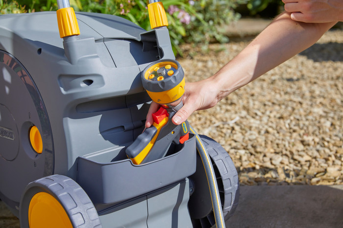 Hozelock Auto Reel Mobile 35m product in use