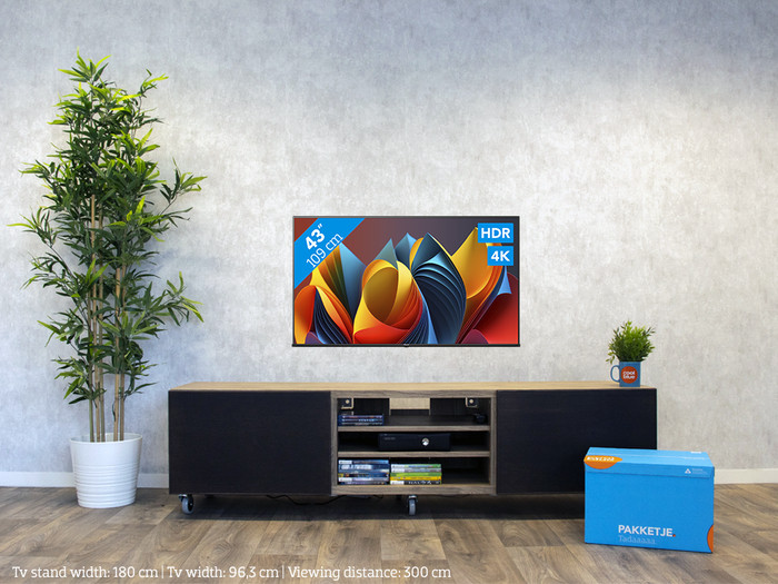 Hisense 43E77NQ (2024) visual Coolblue 1