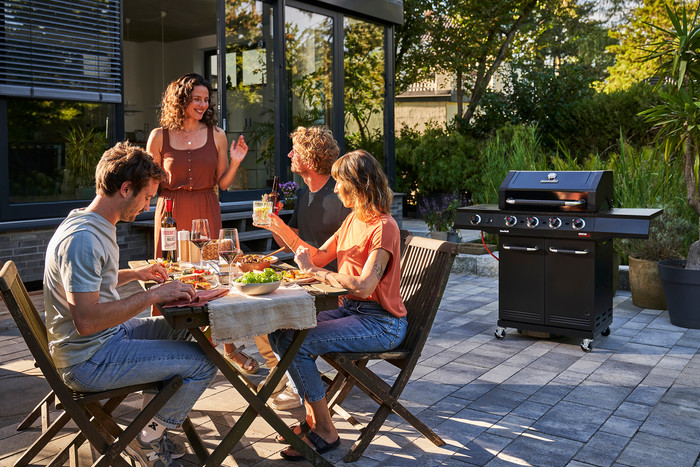 Charbroil Advantage Core B4 produkt in gebrauch