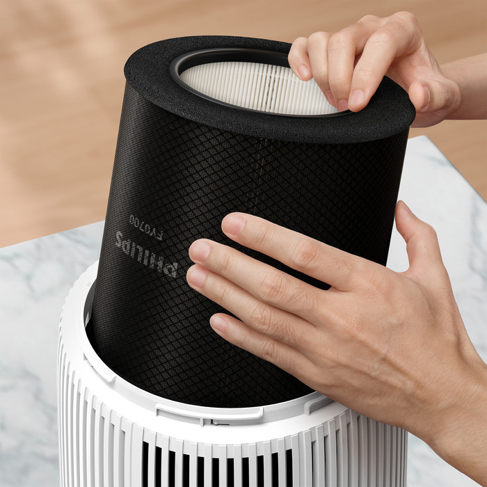 Philips PureProtect Lite 700 Series HEPA NanoProtect Filter product in use