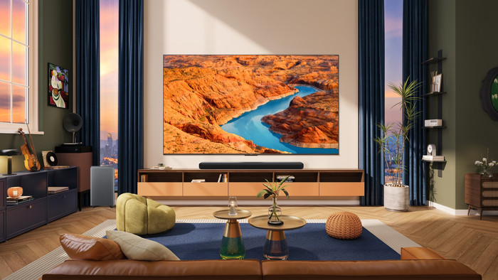 TCL 65 Zoll QLED P81K 4K (2025) + TCL S55H 2.1 Soundbar produkt in gebrauch