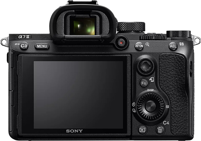 Sony Alpha A7 III + FE 28-70mm f/3.5-5.6 OSS II rückseite