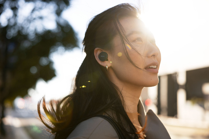 Denon PerL Pro Schwarz visueller lieferant