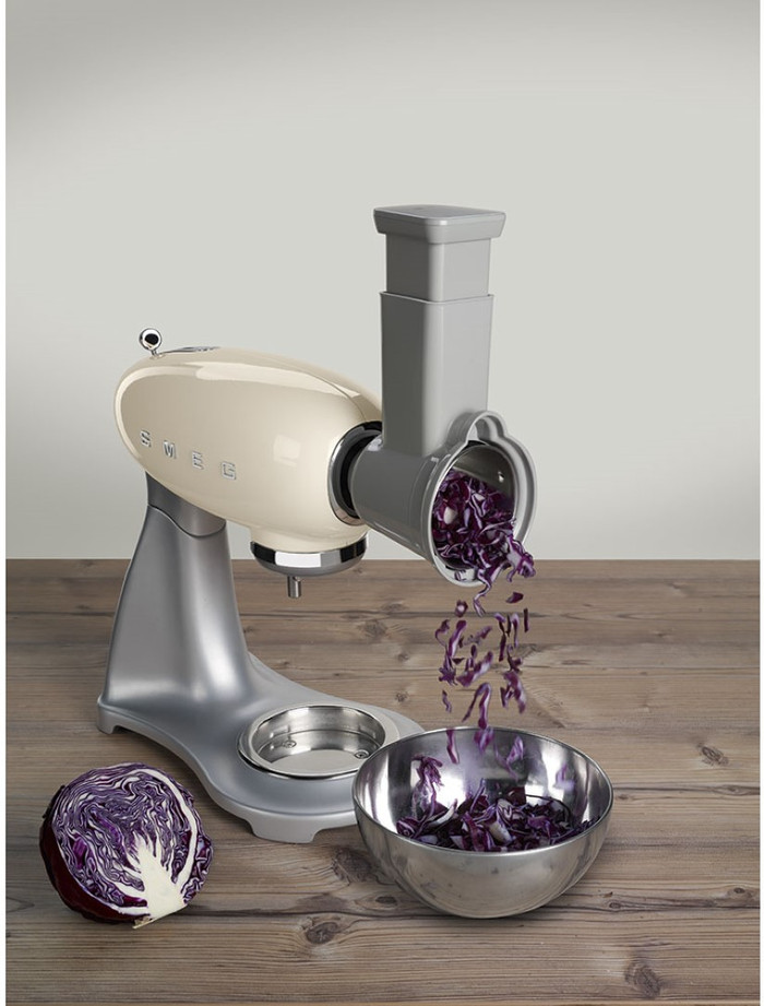 SMEG SMSG01 Vegetable Slicer and Grater product in use