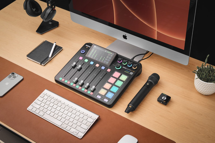 RODE Interview Pro product in use