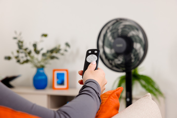 Fuave Quiet Air SF120DCPB Schwarz produkt in gebrauch