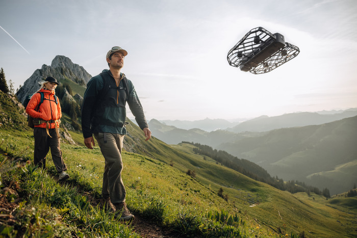 HoverAir X1 PRO Retail Combo produkt in gebrauch