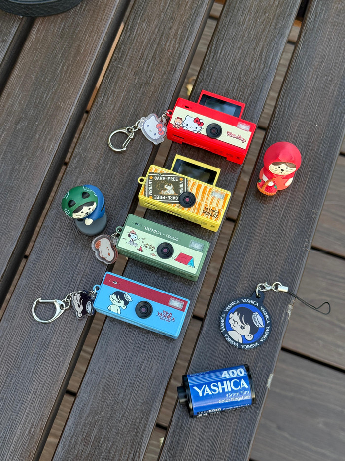 Yashica Funtastic Keychain Camera Peanuts Sweet Dreams Home produkt in gebrauch