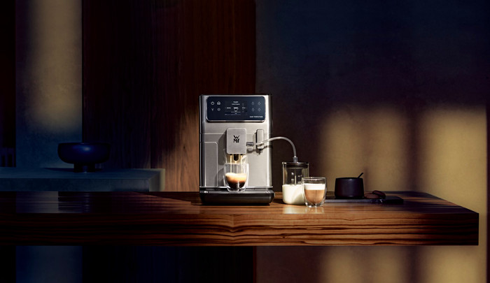 WMF Perfection 640 CP812D product in use