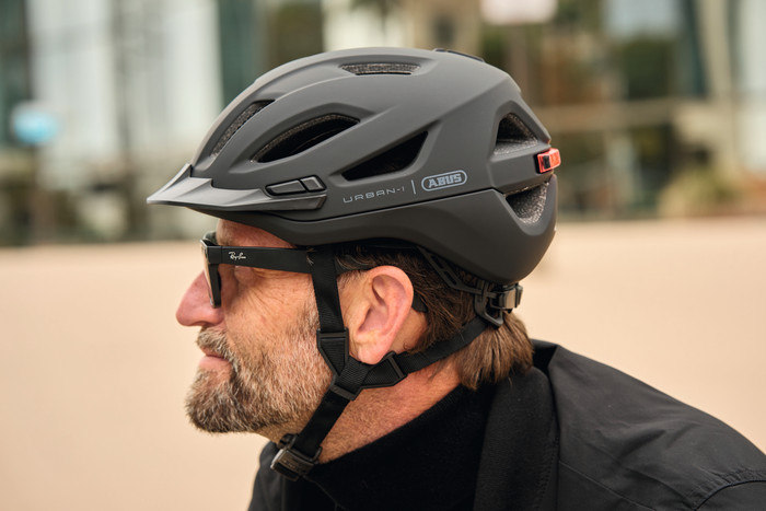 ABUS Urban-I 4.0 ACE Black L product in use