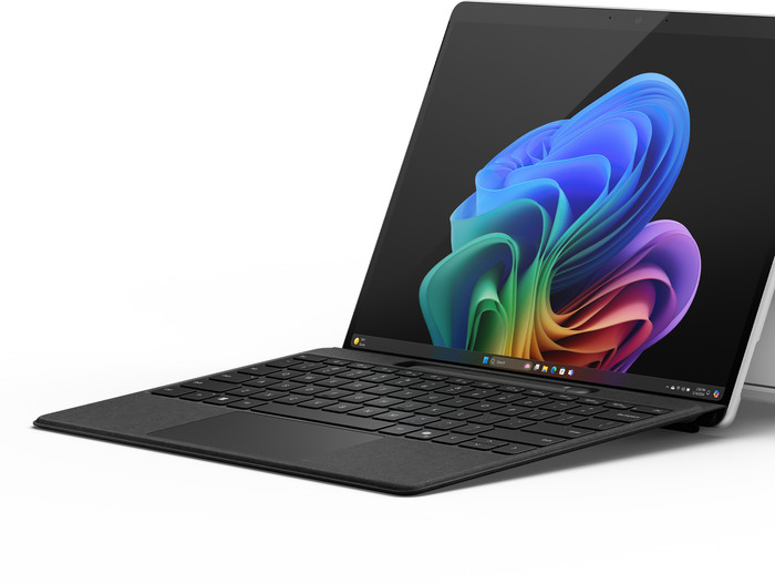 Microsoft Surface Flex Tastatur mit Stift 13 Zoll QWERTZ rechte seite