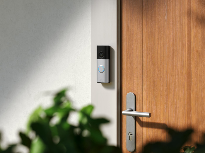 Ring Akku-Videotürklingel Plus 2. Generation + Chime produkt in gebrauch