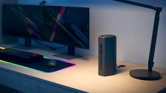 Netgear Nighthawk RS300 visueller lieferant