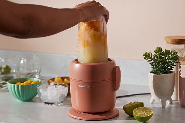 Kenwood Multipro Go FDP23.380RD Red Clay produkt in gebrauch