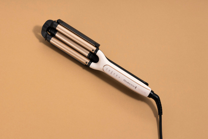 Remington PROluxe 4-in-1 Adjustable Waver CI91AW produkt in gebrauch