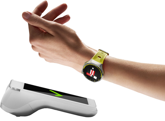 Huawei Watch GT 7 Pro 46mm Green product in use