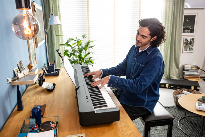 Yamaha P225 visueller lieferant