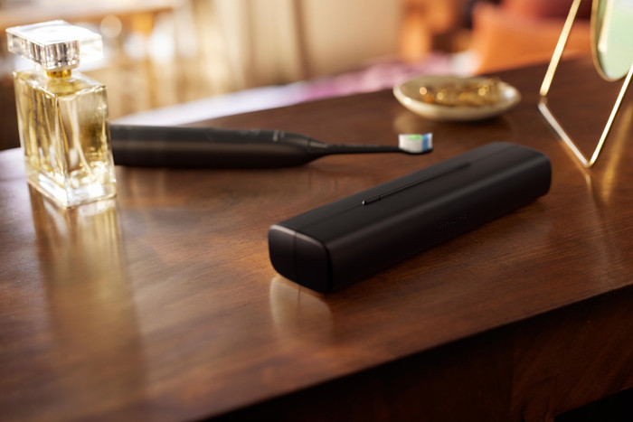 Philips Sonicare 5300 Series HX7101/02 Black product in use