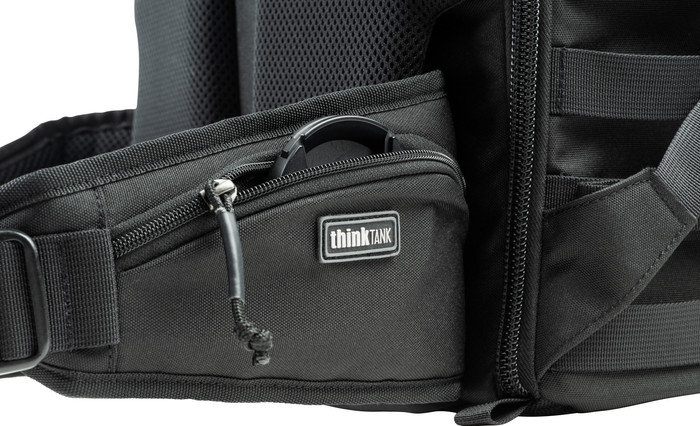 Think Tank DarkLight Reiserucksack 25L Schwarz detail