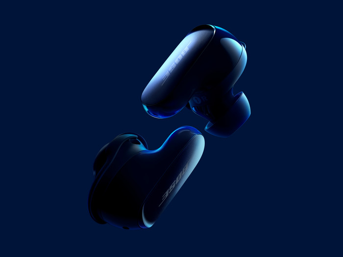 Bose QuietComfort Ultra Earbuds Dark Blue product in use