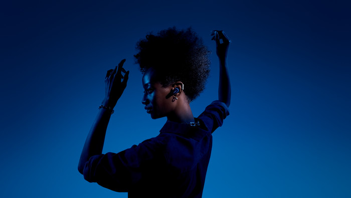 Bose QuietComfort Ultra Earbuds Dark Blue product in use