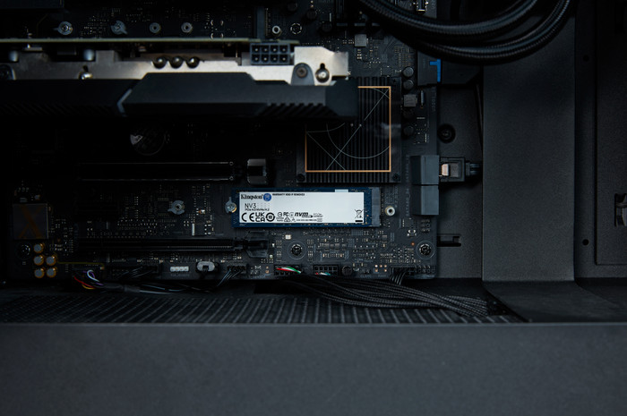 Kingston NV3 PCIe 4.0 NVMe SSD 500GB product in use