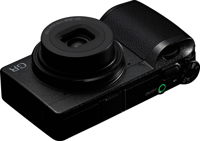 Ricoh GR IV HDF vorne
