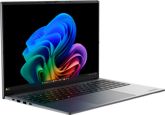 Medion SPRCHRGD 16 S1 OLED - 62744 - 16" - Intel Core Ultra 7 - 32GB RAM/1TB SSD linke seite