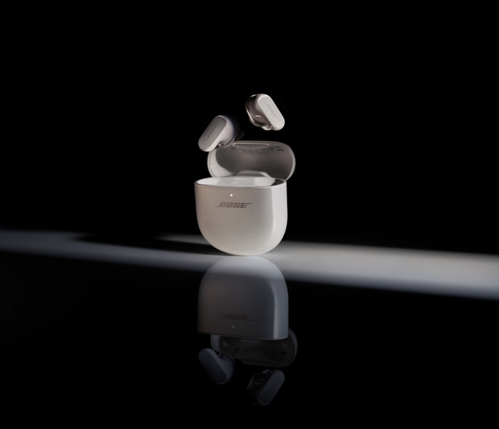Bose QuietComfort Ultra Earbuds Diamant produkt in gebrauch