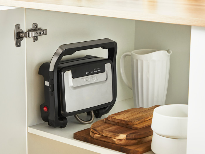 Tefal Inicio Compact GC270D product in use