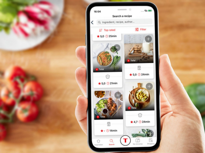 Tefal Easy Fry XL Surface FW4018 product in use
