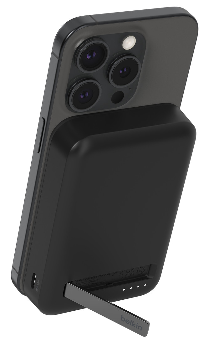 Belkin Wireless Power Bank with MagSafe Magnet and Fast Charging 10,000mAh Black product in use