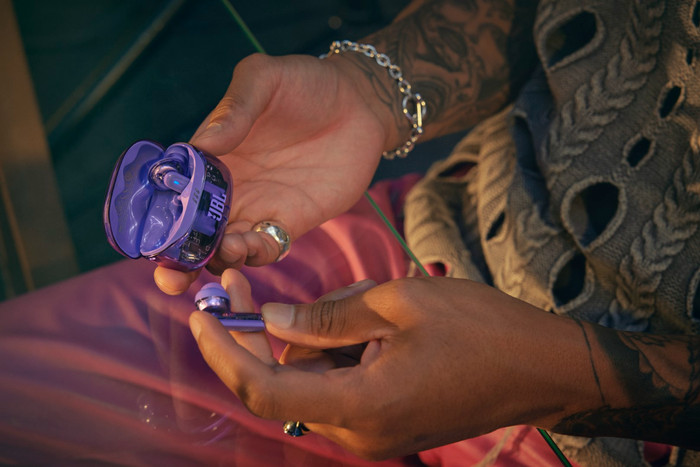 JBL Tune Beam 2 Ghost Purple product in use